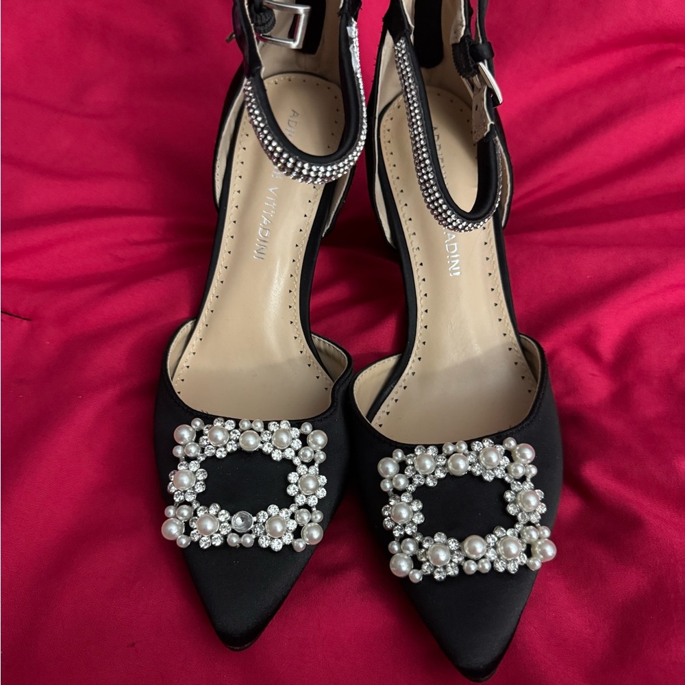 Chic Black Heels with Pearl Accents